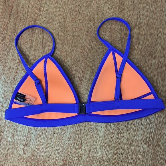 SOLD.  NWOT Triangl Blue Crochet Bikini Top Size Small ++ - Picture 3 of 8